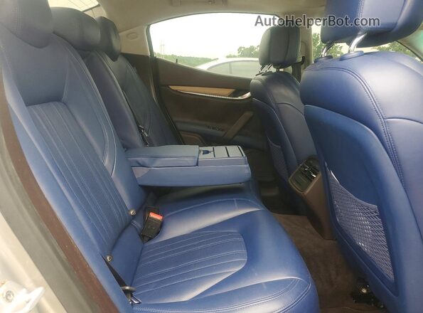 ZAM57XSL1H1198896 2017 MASERATI GHIBLI Gray Вид задньої частини салону