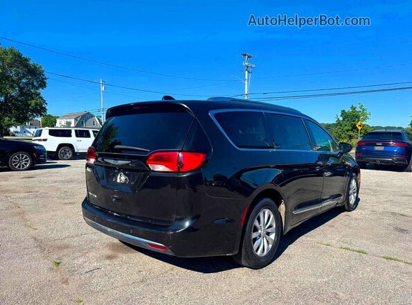 2C4RC1BG0KR555280 2019 CHRYSLER PACIFICA Black 
