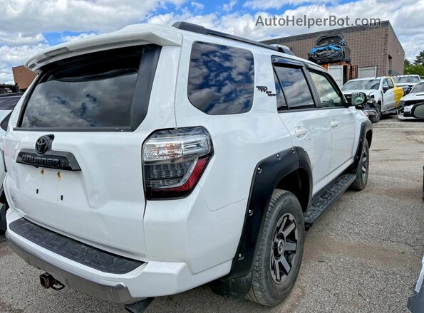 JTERU5JR2P6201066 2023 TOYOTA 4RUNNER White Delantero derecho