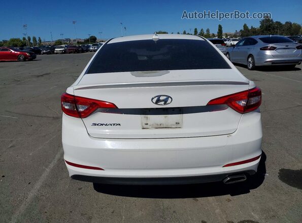 5NPE24AF3HH470242 2017 HYUNDAI SONATA White Vista interior delantera