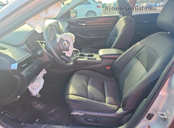1N4BL4BVXLC235482 2020 NISSAN ALTIMA Silver Dashboard view