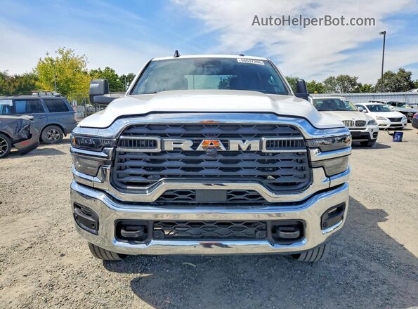 3C6UR5DJ4TG197107 2026 RAM 2500 White Вид ззаду