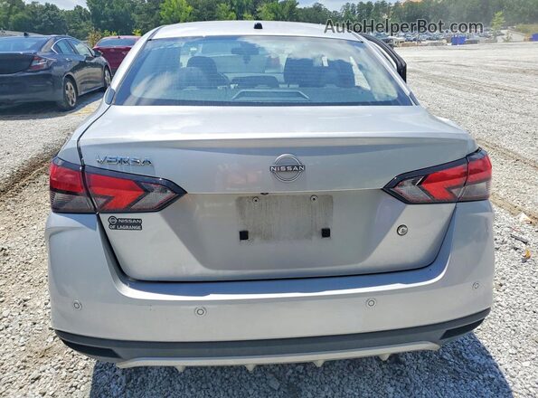 3N1CN8DV2RL867437 2024 NISSAN VERSA Silver Widok wnętrza z przodu