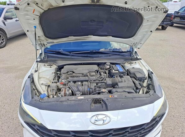 KMHLM4AG6MU071217 2021 HYUNDAI ELANTRA White 