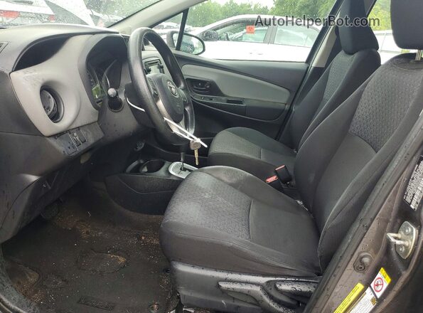 VNKKTUD34HA075731 2017 TOYOTA YARIS Charcoal Вид панелі приладів