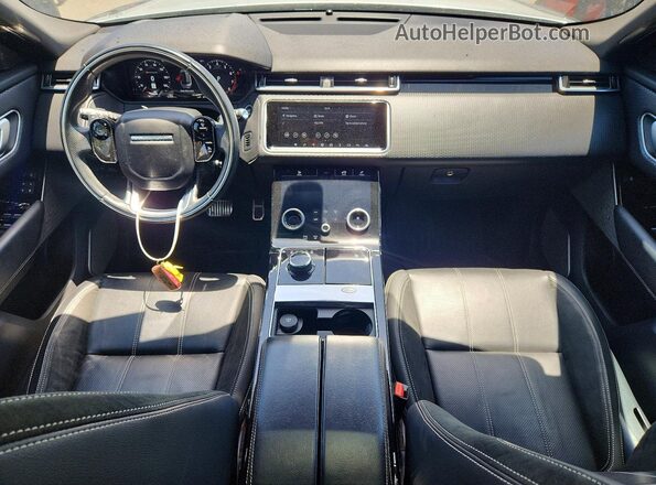 SALYL2RX8JA775415 2018 LAND ROVER RANGE ROVER Silver Вид щитка приладів