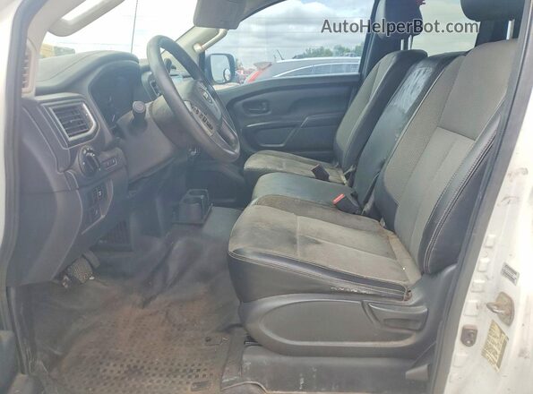 1N6AA1C32JN506699 2018 NISSAN TITAN White წინა პანელის ხედი