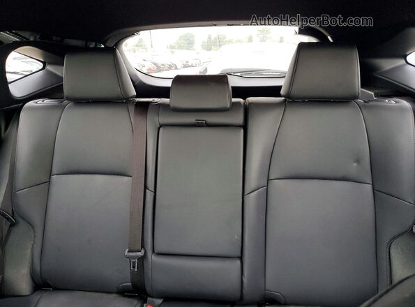 JTEAAAAHXRJ185172 2024 TOYOTA VENZA Белый Вид задней части салона