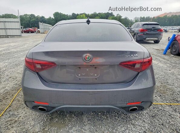 ZARFAEBN8J7566273 2018 ALFA ROMEO GIULIA Gray 