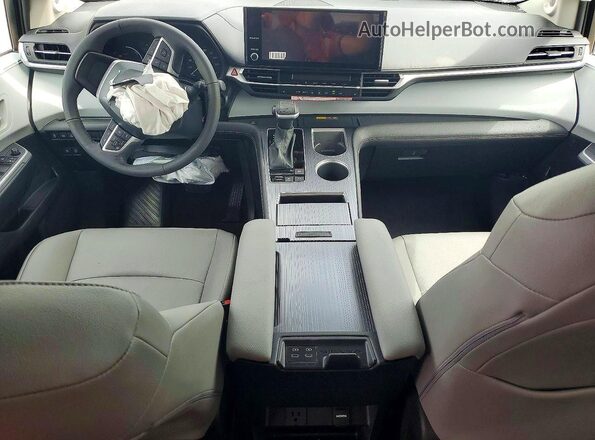 5TDYSKFC2TS251775 2026 TOYOTA SIENNA White 