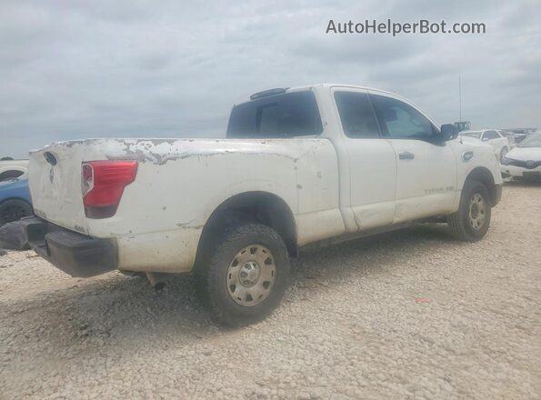 1N6AA1C32JN506699 2018 NISSAN TITAN White წინა მარჯვენა