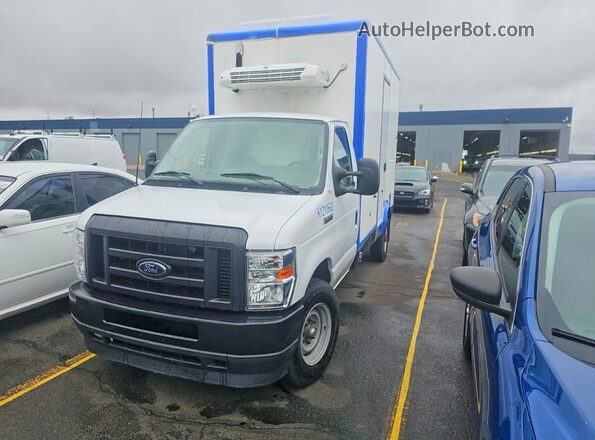 1FDWE3FN0RDD00655 2024 FORD ECONOLINE White Задня ліва чверть