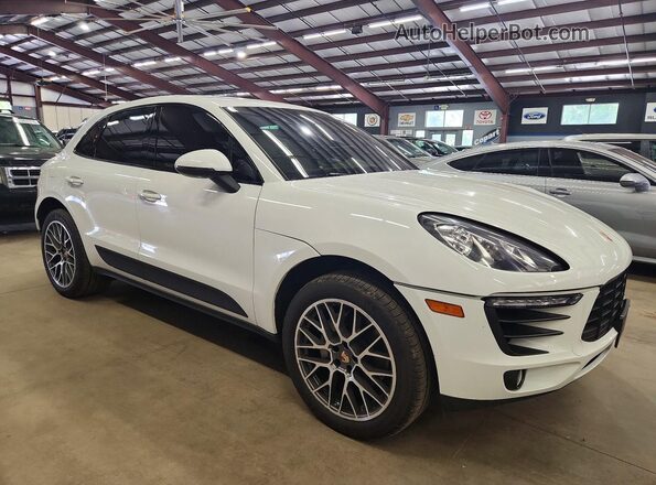 WP1AB2A55GLB50620 2016 PORSCHE MACAN White 