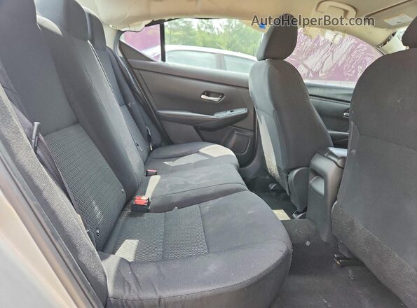3N1AB8BV4PY301251 2023 NISSAN SENTRA Silver Vista interior trasera
