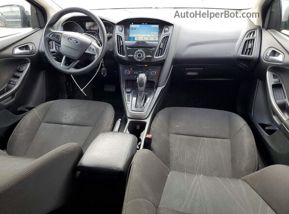 1FADP3M27JL211390 2018 FORD FOCUS Silver ხელსაწყოთა პანელის ხედი