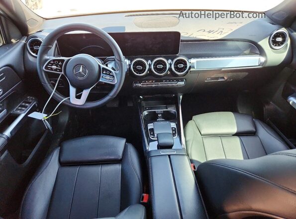 WDC4M4HBXLW008041 2020 MERCEDES-BENZ GLB-CLASS White ხელსაწყოთა პანელის ხედი