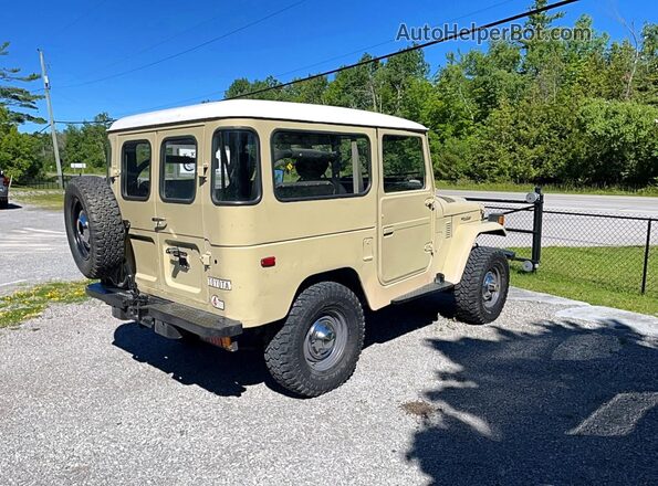280634 1978 TOYOTA LAND CRUISER Бежевый Вид спереди