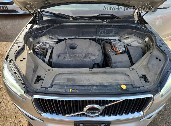 YV4BC0PK7G1053108 2016 VOLVO XC90 Cream Engine compartment view