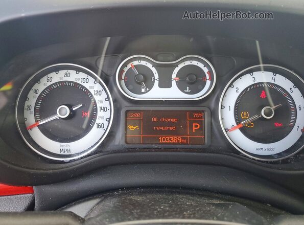 ZFBCFAAH4GZ038300 2016 FIAT 500 Red Vista de los asientos traseros