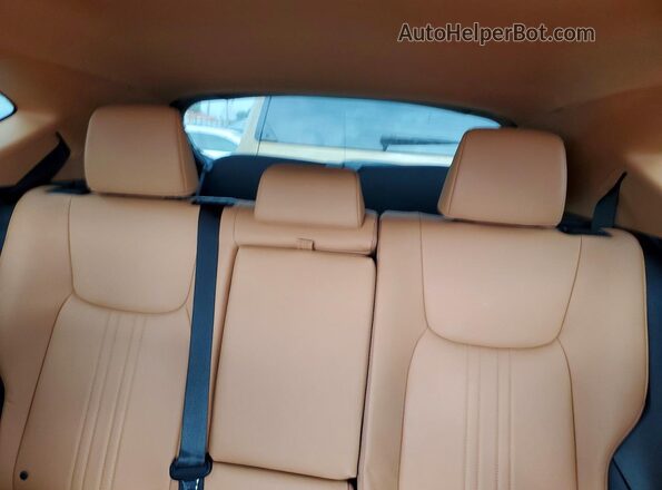 2T2ADCAZ2SC030015 2025 LEXUS NX White Սալոնի հետևի տեսք