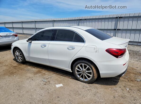 WDD3G4FB9KW002697 2019 MERCEDES-BENZ A Белый 