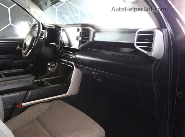 5TFLA5DB6RX136222 2024 TOYOTA TUNDRA Черный Вид сзади