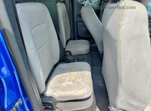 1GCHSBEA4L1123194 2020 CHEVROLET COLORADO Blue Rear interior view