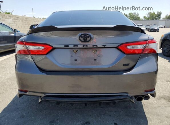 4T1B11HK8JU114612 2018 TOYOTA CAMRY Gray 