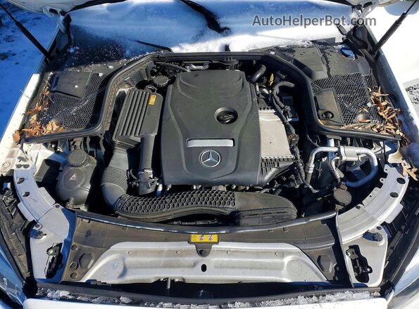 55SWF4JB6HU195372 2017 MERCEDES-BENZ C-CLASS White Widok komory silnika