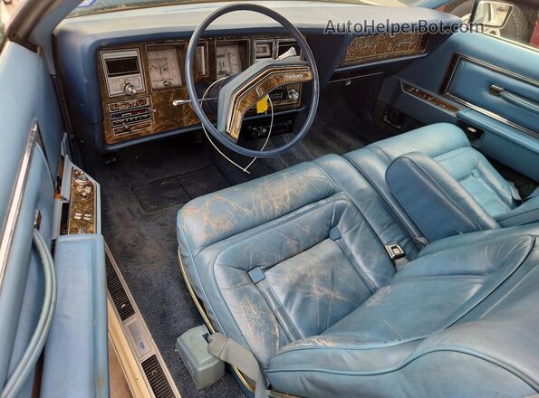 8Y89A844862 1978 LINCOLN CONTINENTA Beige Vista del salpicadero