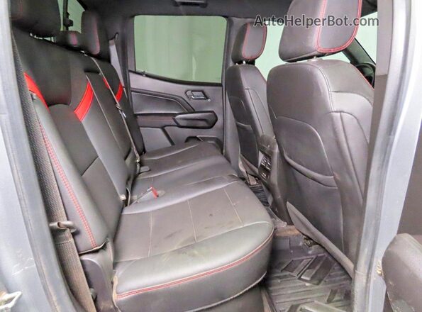 1GCPTDEK8P1174538 2023 CHEVROLET COLORADO Gray Front interior view