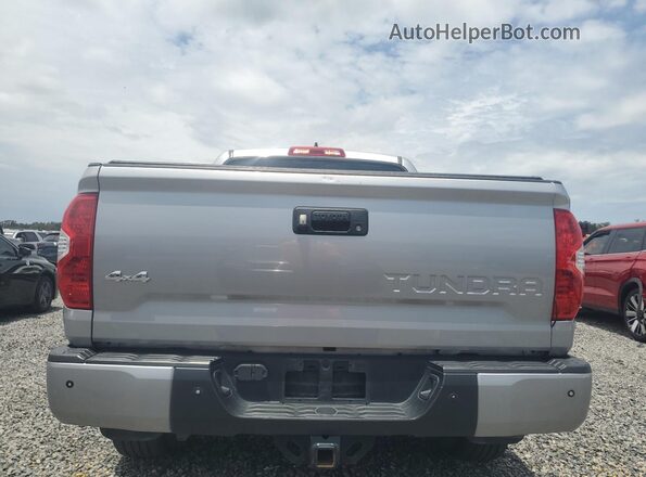 5TFAY5F15MX975438 2021 TOYOTA TUNDRA Серебряный Вид салона спереди