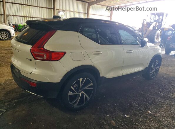 YV4162UM7K2107000 2019 VOLVO XC40 White Delantero derecho