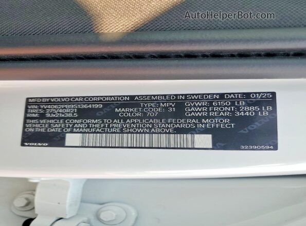 YV4062PB9S1364199 2025 VOLVO XC90 White 
