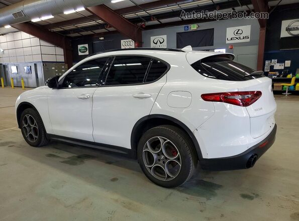 ZASPAJAN1N7D47094 2022 ALFA ROMEO STELVIO White Tył prawy