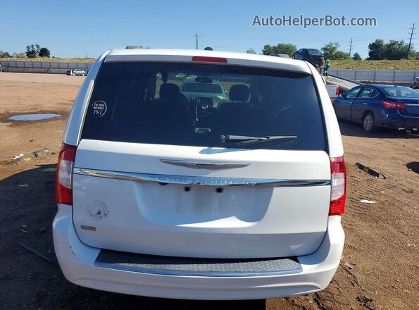 2C4RC1BG7GR165073 2016 CHRYSLER TOWN White Սալոնի դիմացի տեսք