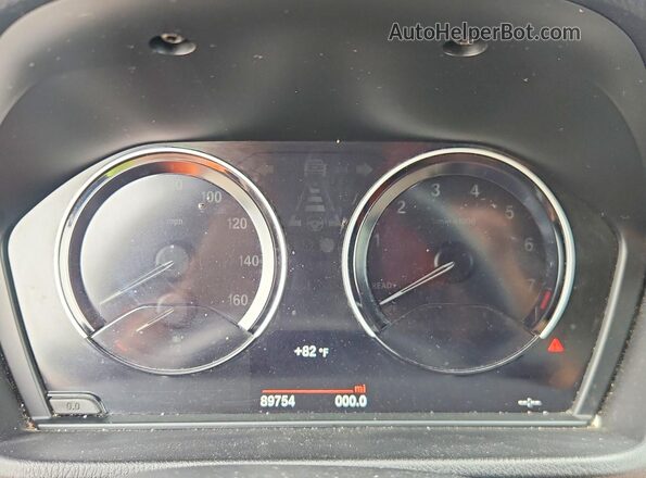 WBXJG7C00M5U01077 2021 BMW X1 Black Widok tylnych siedzeń