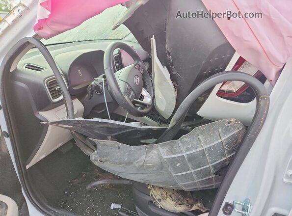 KMHRC8A31TU429551 2026 HYUNDAI VENUE White 