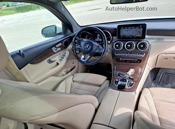 WDC0G4KB9KV141943 2019 MERCEDES-BENZ GLC-CLASS White Հետևի նստատեղերի տեսք
