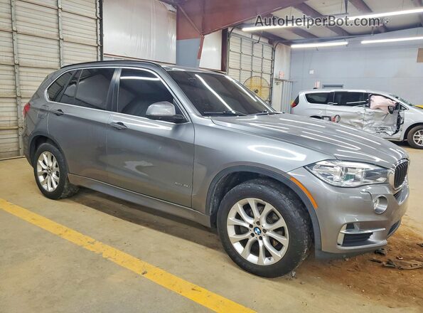 5UXKR0C5XG0P30464 2016 BMW X5 Gray Front view