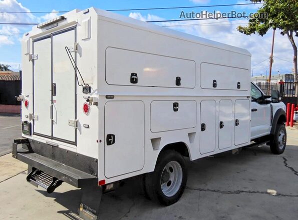 1FDUF4HN1RDA14367 2024 FORD F450 White Front right