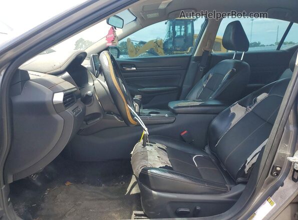 1N4BL4CV2KC121196 2019 NISSAN ALTIMA Gray Widok deski rozdzielczej