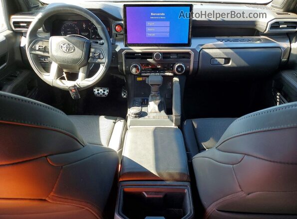 3TMLB5JN1SM092394 2025 TOYOTA TACOMA Silver 