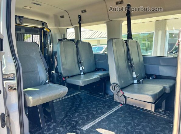 1FDZX2CM1HKB28059 2017 FORD TRANSIT White Սալոնի դիմացի տեսք