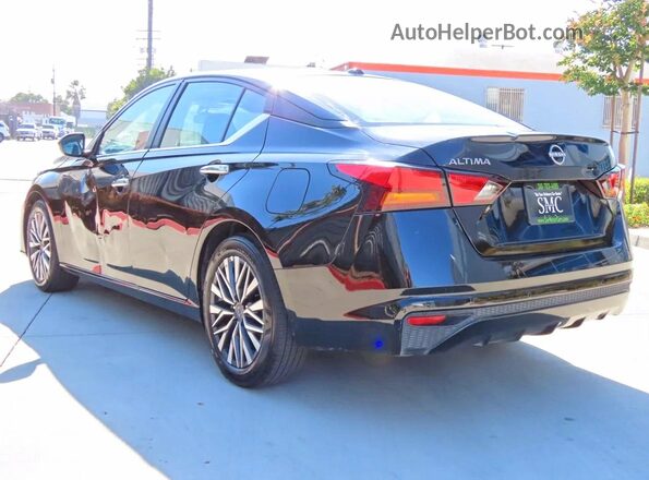1N4BL4DV7SN377143 2025 NISSAN ALTIMA Black Widok z przodu