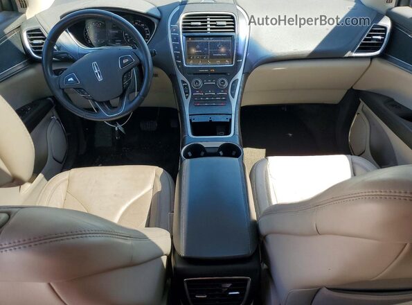 2LMPJ8KR3HBL16573 2017 LINCOLN MKX Gold ხელსაწყოთა პანელის ხედი