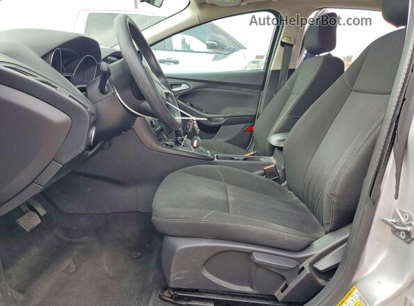 1FADP3M27JL211390 2018 FORD FOCUS Silver წინა პანელის ხედი