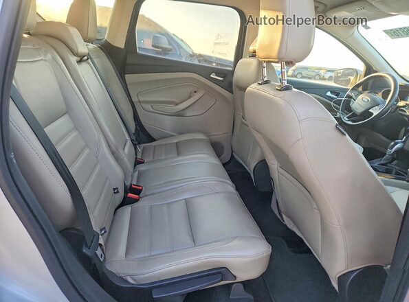 1FMCU9J95KUA82155 2019 FORD ESCAPE Silver Widok komory silnika
