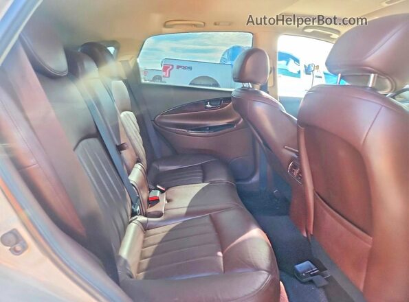 JN1BJ0RR0GM262825 2016 INFINITI QX50 White 