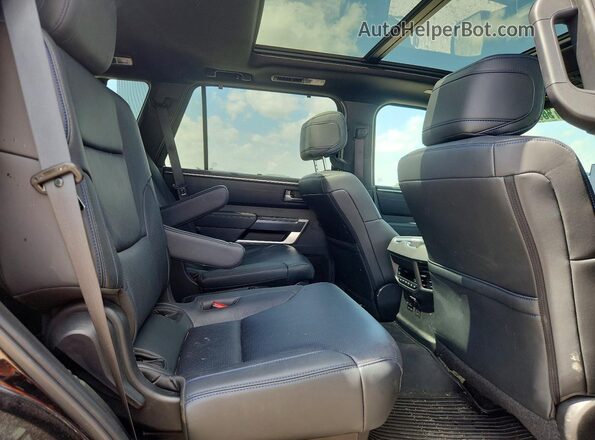 7SVAAABAXRX044546 2024 TOYOTA SEQUOIA Black 